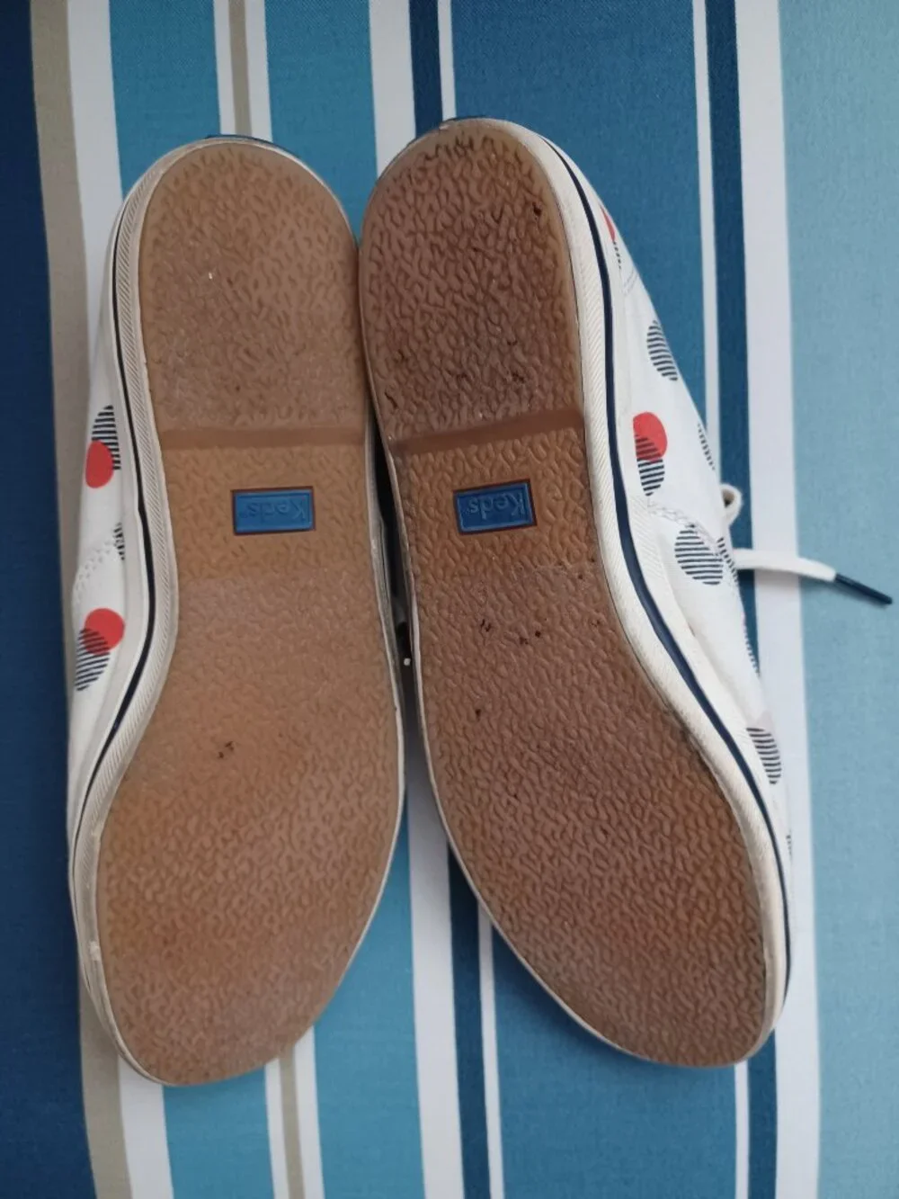 AUTH. KATE SPADE POLKA-A-DOT CANVAS TENNIS/SHOES/SNEAKERS SIZE 8